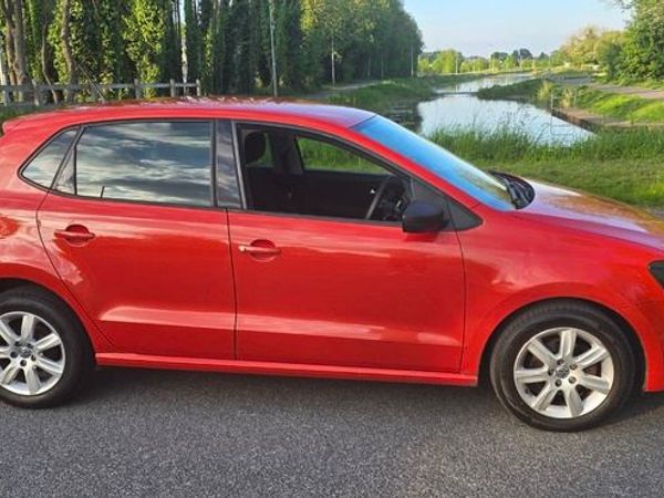 Volkswagen Polo Hatchback, Diesel, 2014, Orange
