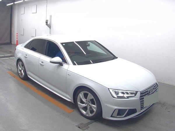 Audi A4 Saloon, Petrol, 2019, White