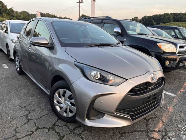 Toyota Yaris Hatchback, Petrol, 2023, Grey