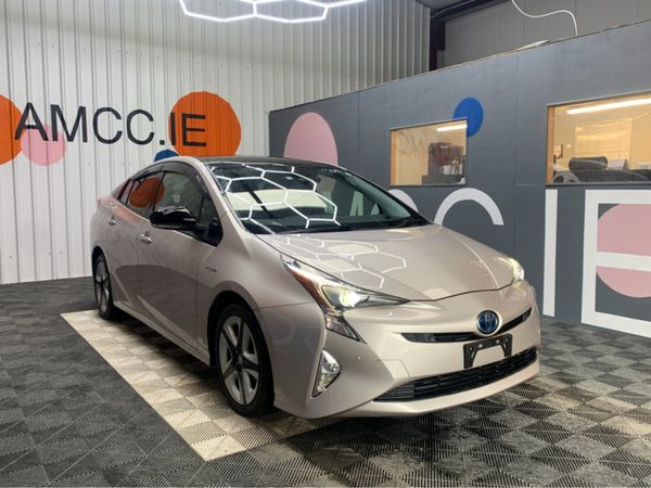 Toyota Prius Saloon, Petrol Hybrid, 2018, Beige