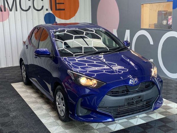 Toyota Yaris Hatchback, Petrol, 2021, Blue
