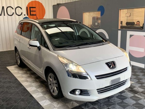 Peugeot 5008 MPV, Petrol, 2014, White