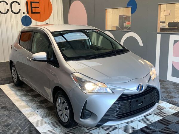Toyota Vitz Hatchback, Petrol Hybrid, 2019, Silver