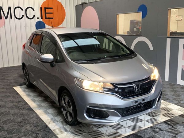 Honda Fit Hatchback, Petrol Hybrid, 2019, Silver