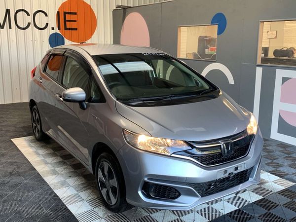 Honda Fit Hatchback, Petrol Hybrid, 2019, Silver