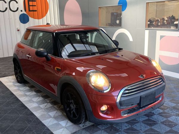 Mini Cooper Hatchback, Petrol, 2014, Red