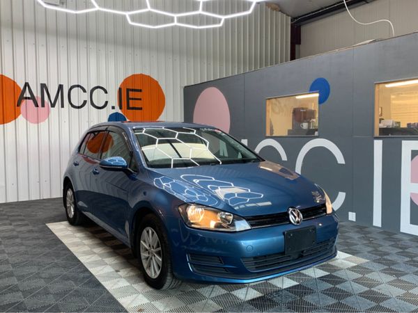 Volkswagen Golf Hatchback, Petrol, 2015, Blue