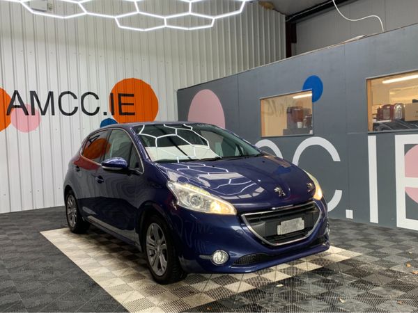 Peugeot 208 Hatchback, Petrol, 2014, Blue