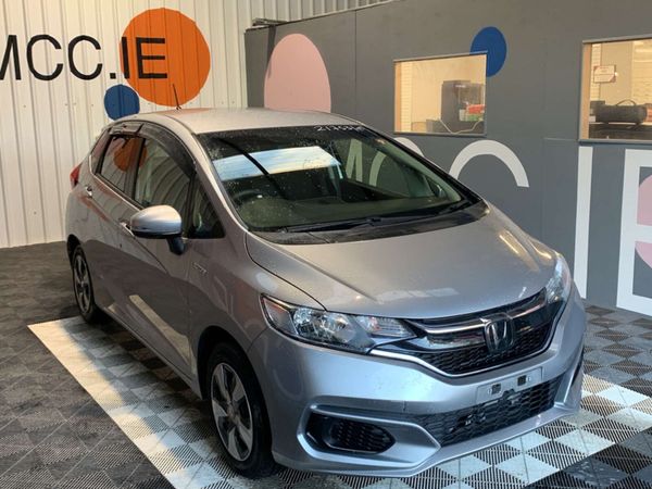 Honda Fit Hatchback, Petrol Hybrid, 2019, Silver