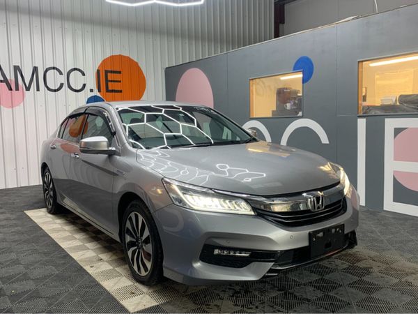 Honda Accord Saloon, Petrol Hybrid, 2019, Silver