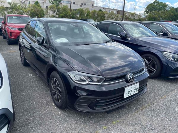Volkswagen Polo Hatchback, Petrol, 2023, Black
