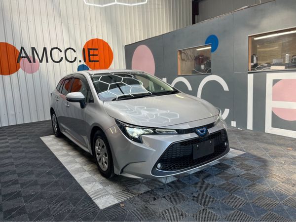 Toyota Corolla Estate, Petrol Hybrid, 2021, Silver