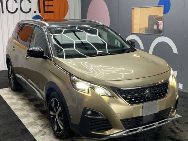 Peugeot 5008 MPV, Petrol, 2018, Gold