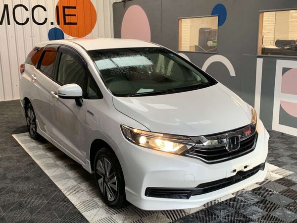 Honda Shuttle Estate, Petrol Hybrid, 2019, White