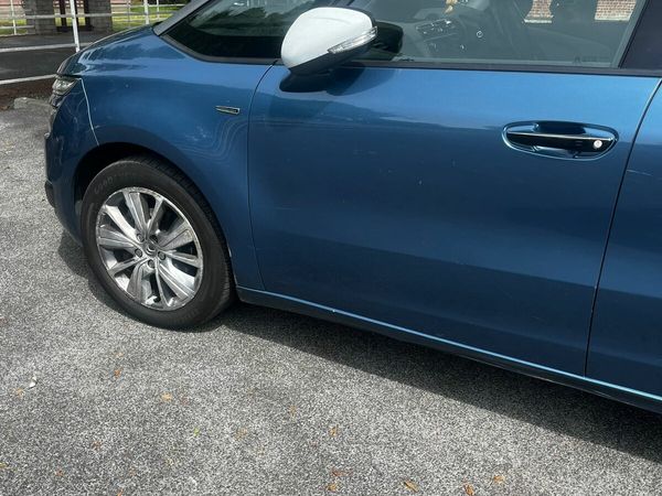 Citroen C4 Hatchback, Diesel, 2015, Blue
