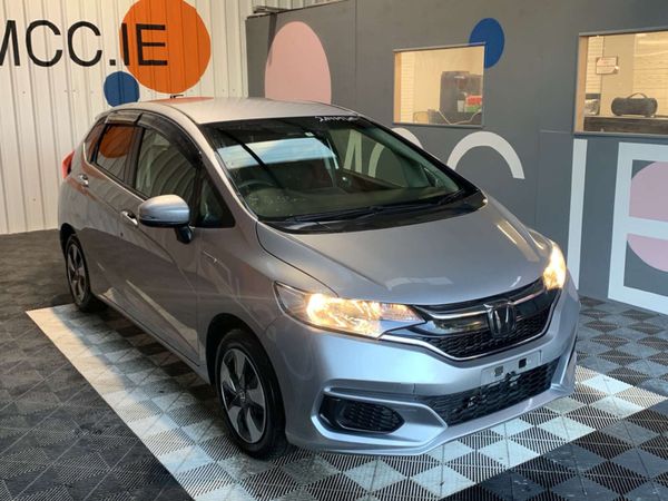Honda Fit Hatchback, Petrol Hybrid, 2019, Silver