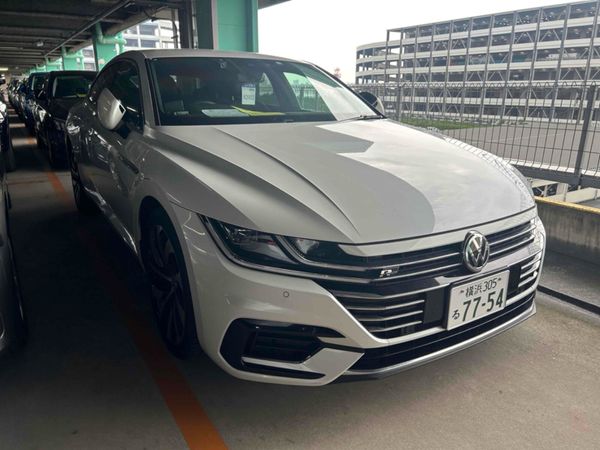 Volkswagen Arteon Saloon, Petrol, 2018, White