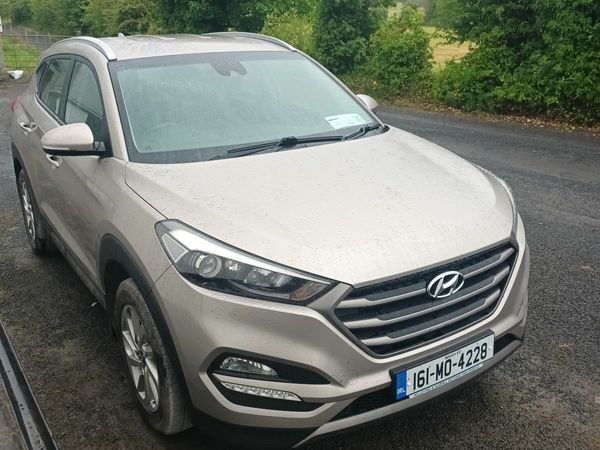 Hyundai Tucson SUV, Diesel, 2016, Beige