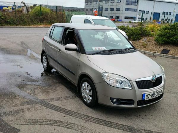 Skoda Fabia Hatchback, Petrol, 2007, Beige