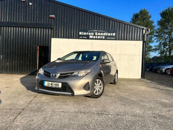 Toyota Auris MPV, Petrol, 2013, Bronze
