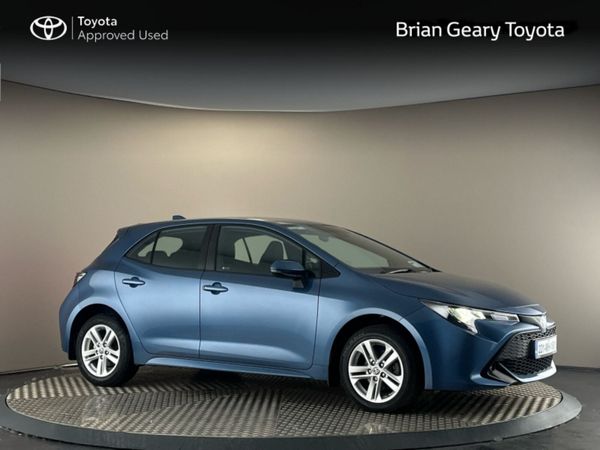 Toyota Corolla Hatchback, Petrol Hybrid, 2022, Blue