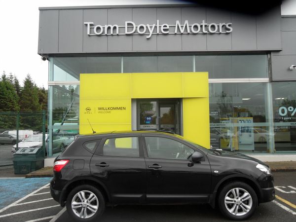 Nissan Qashqai MPV, Diesel, 2013, Black