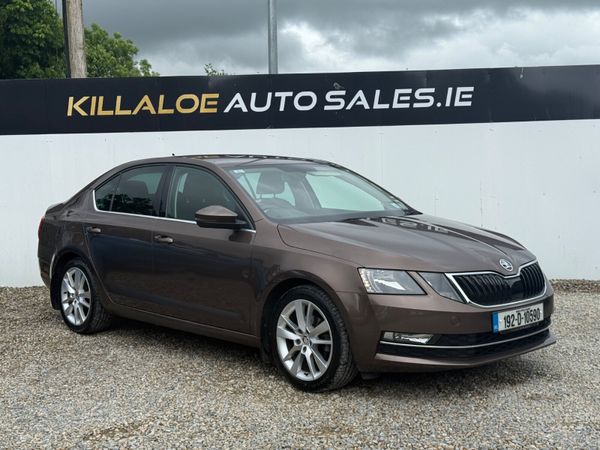 Skoda Octavia Saloon, Diesel, 2019, Brown