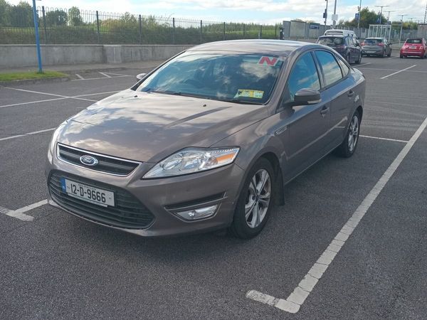 Ford Mondeo Saloon, Diesel, 2012, Brown