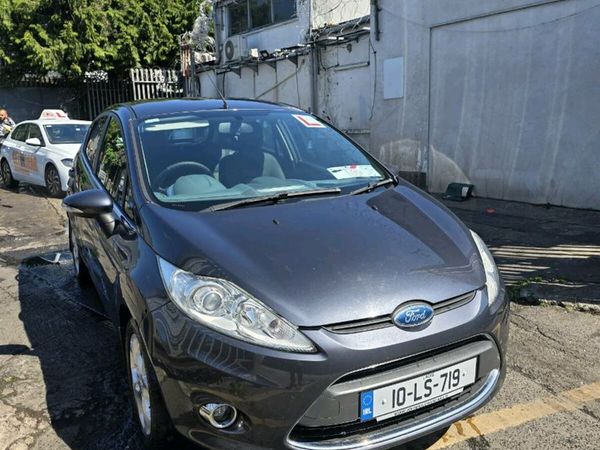 Ford Fiesta Hatchback, Diesel, 2010, Grey