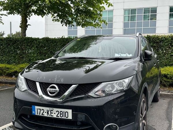 Nissan Qashqai SUV, Diesel, 2017, Black