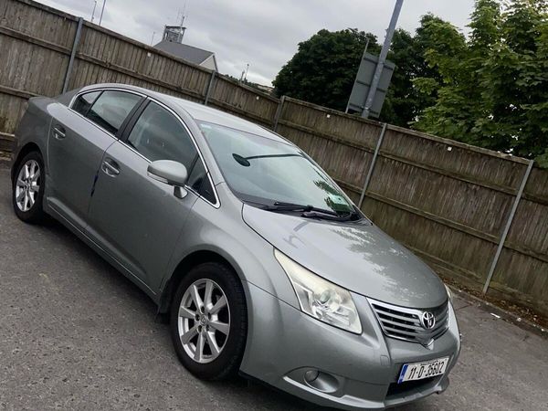 Toyota Avensis Saloon, Diesel, 2011, Grey
