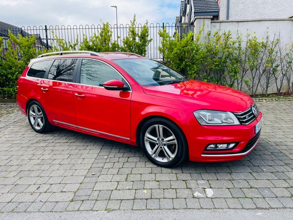 Volkswagen Passat Estate, Petrol, 2015, Red