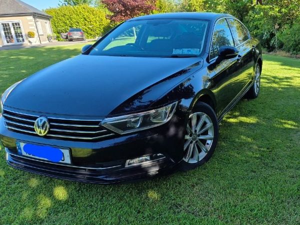 Volkswagen Passat Saloon, Diesel, 2016, Black