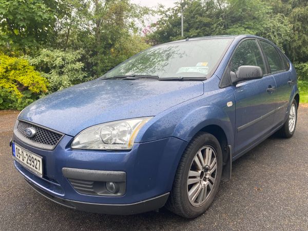 Ford Focus Hatchback, Petrol, 2005, Blue