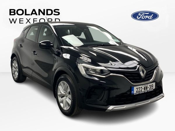 Renault Captur Hatchback, Petrol, 2022, Black