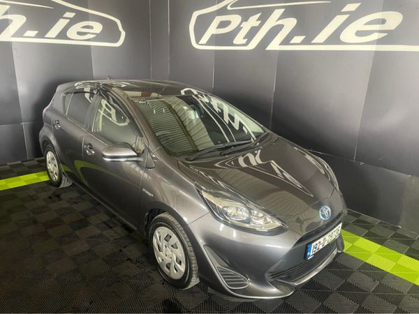 Toyota Aqua Hatchback, Petrol Hybrid, 2019, Grey