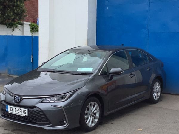 Toyota Corolla Saloon, Petrol Hybrid, 2023, Grey