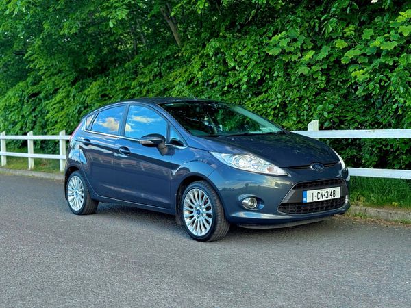 Ford Fiesta Hatchback, Diesel, 2011, Grey