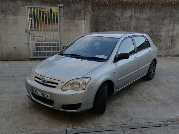 Toyota Corolla Hatchback, Diesel, 2005, Silver