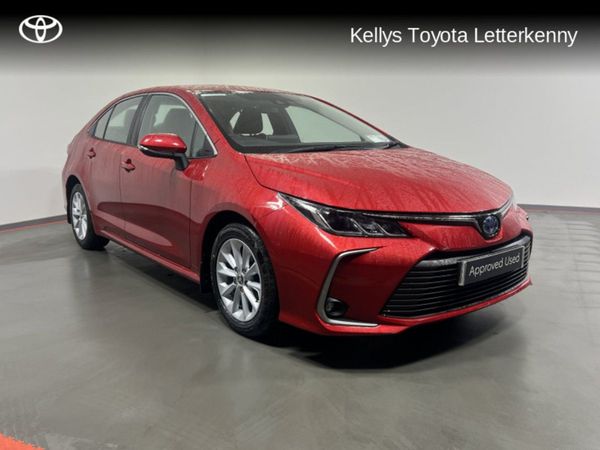Toyota Corolla Saloon, Hybrid, 2022, White