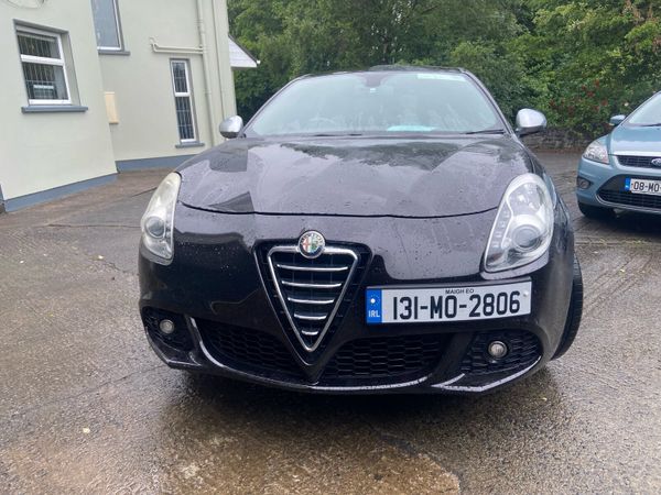 Alfa Romeo Giulietta Hatchback, Petrol, 2013, Black