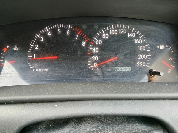 Toyota Corolla Saloon, Petrol, 2006, Silver