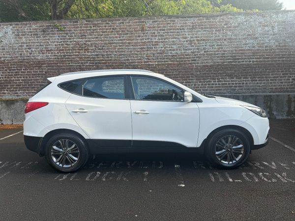 Hyundai ix35 SUV, Diesel, 2014, White