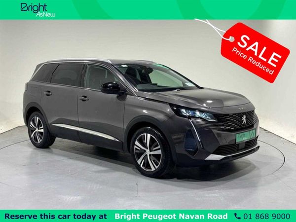 Peugeot 5008 MPV, Diesel, 2022, Grey