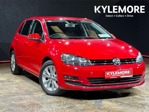 Volkswagen Golf Hatchback, Petrol, 2016, Red