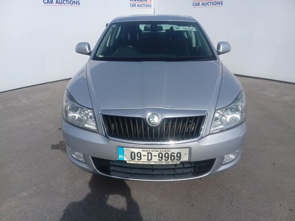 Skoda Octavia Hatchback, Diesel, 2009, Silver