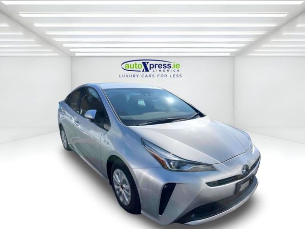 Toyota Prius Hatchback, Hybrid, 2021, Silver