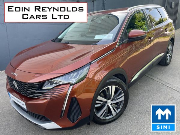 Peugeot 5008 MPV, Petrol, 2021, Brown