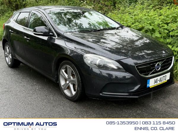 Volvo V40 Hatchback, Petrol, 2014, Black