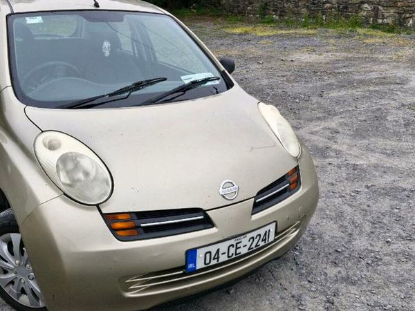 Nissan Micra Hatchback, Petrol, 2004, Gold